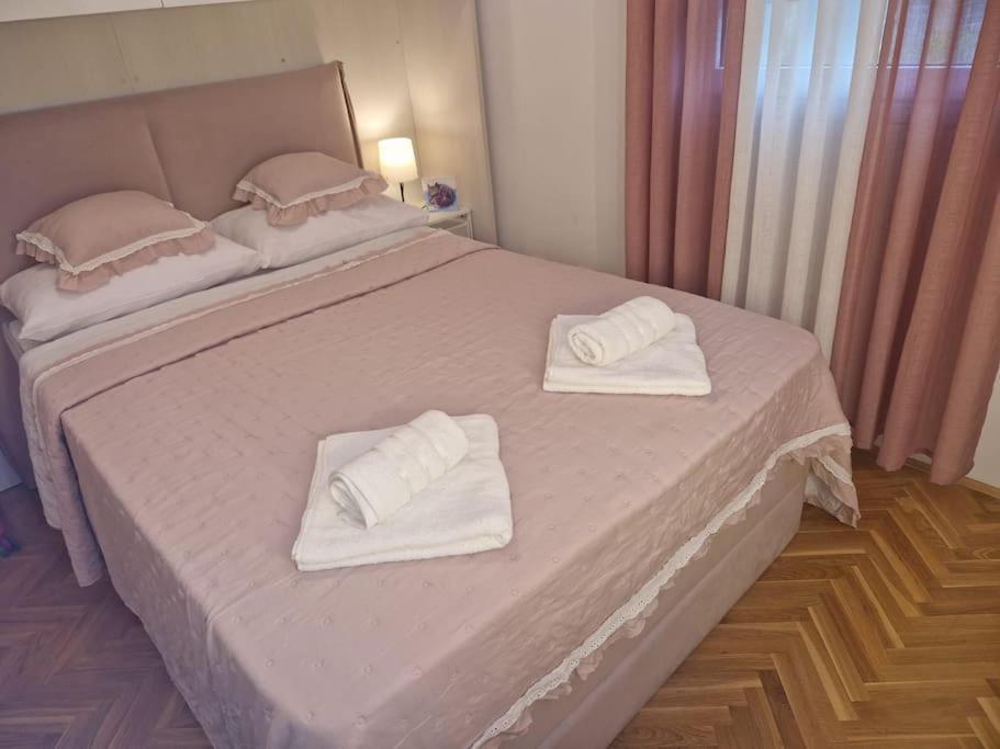 Apartment Pupila โซลิน ภายนอก รูปภาพ