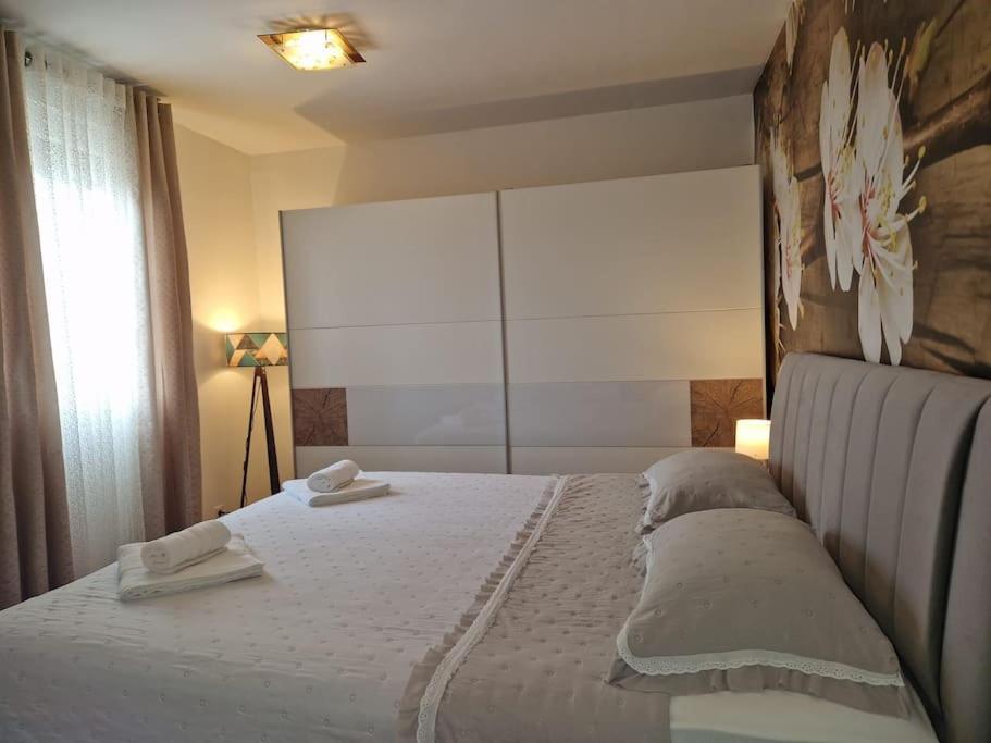 Apartment Pupila โซลิน ภายนอก รูปภาพ